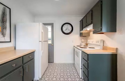 Lexington House | The Natchez