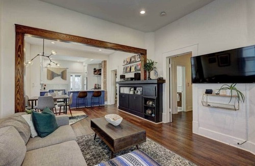 Central Oklahoma City House | The Owen Bungalow - Uptown/Paseo OKC