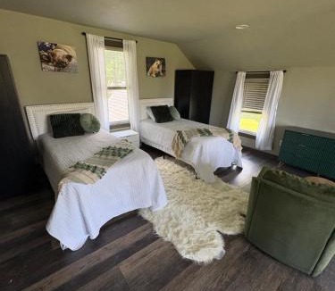 Buffalo City House | The Perfect Match River Retreat