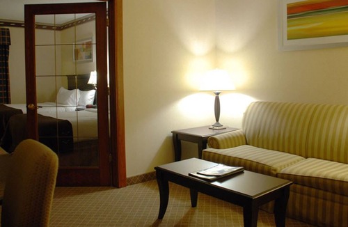 Winona Hotel | The Plaza Hotel & Suites Winona