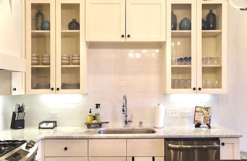 Oxford House | The Sadie, 3BR Townhome by VelvetDitchVillas