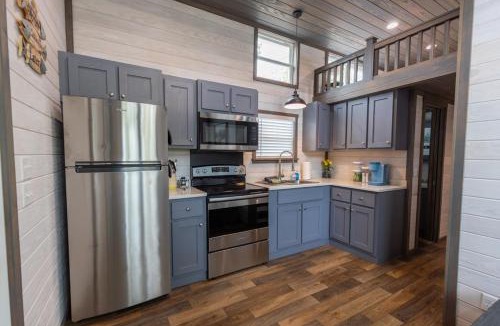 Dover House | The Salt Shack (In The Pines at KY Lake) 121 Pine Grove Lane, Dover, TN 37058
