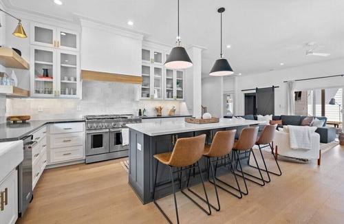 Downtown House | The Weekender House - Pool - Downtown