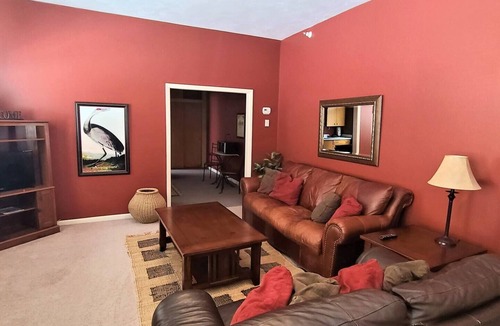 Fairbury Apartment | The Westchester 1 BR located On The Bricks