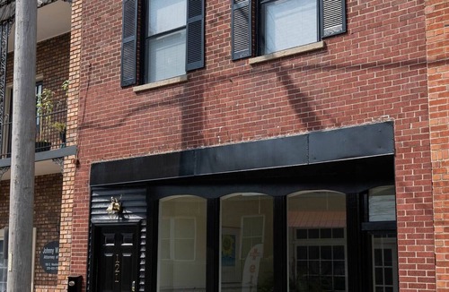 Glasgow House | The Wilbur - Stay in Historic Glasgow!