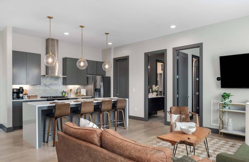 Buena Vista House | The Wild Rose House - Brand New - Skyline Views