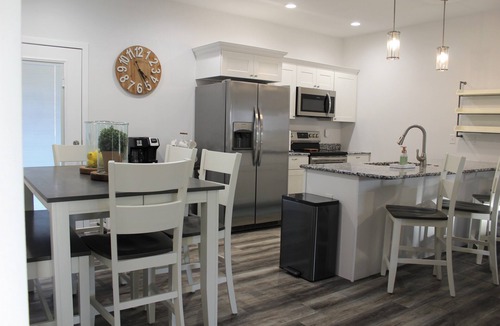 Osage Beach Villa | THREE SEASONS -4 Bedroom Villa Great location. Attached Villa can also be added.