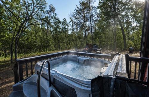 Friendship House | Timber Haven - Cozy A-frame Hot Tub Fireplace