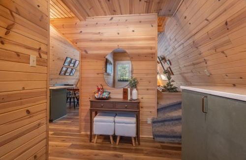 Friendship House | Timber Haven - Cozy A-frame Hot Tub Fireplace