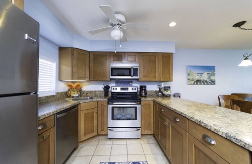 Crescent Beach Condo | Tradewinds 143: Ocean view, steps to pool, pristine beaches