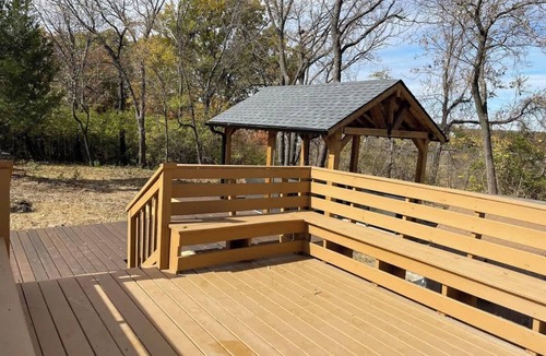 Mission Cabin | Tranquil 3BR Wooded Yard Hot Tub EV Plug