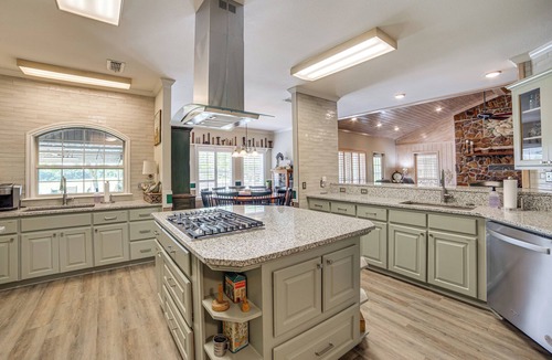 Winnsboro House | Tranquil Family Retreat: 4 Mi to Dtwn Winnsboro!