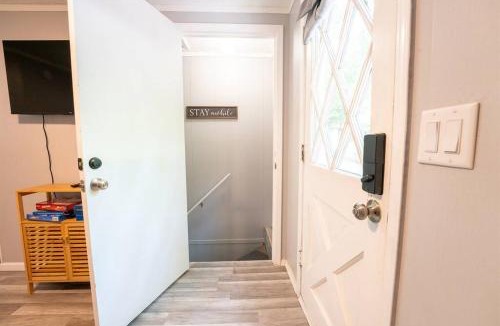 Indian Point Ski Chalet | Tribesman #6 - Peetz Place - near Silver Dollar City