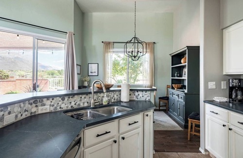 Casas Adobes House | Tucson golf retreat - view of Catalina Mountains, easy access to bike trails