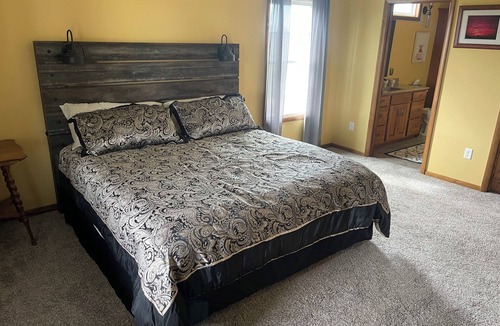 Abilene House | TURKEY CROSSING ON FAWN 3 Bedrooms and 2 Bath Country Home.