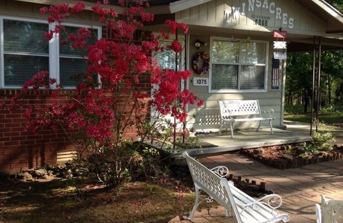 Wilburn House | TwinsAcres Heber Springs AR. 2 night minimum stay. No 1 night rental.