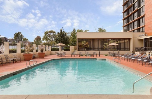Springfield Hotel | University Plaza Hotel