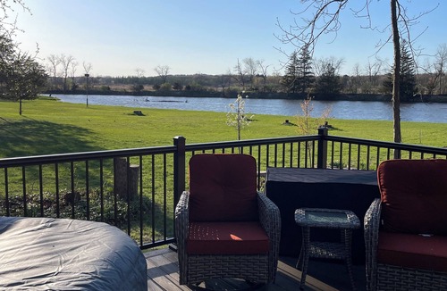 Princeton Cabin | Updated 3 bedroom A-Frame CABIN on the Fox River in Princeton with WiFi, AC