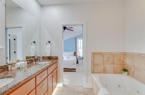 Hope Gardens House | Vibrant Trendy Two Bedroom Home Near Marathon Village