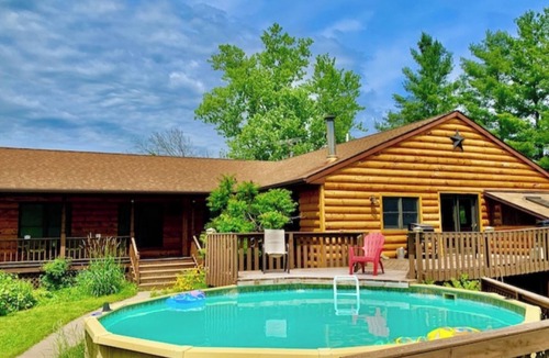 Lansing Cabin | Village Creek Lodge 7 BR Cabin w/Hot Tub & Pool