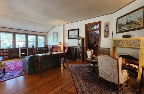 Valley Springs Bed & Breakfast | Vine Cottage Inn