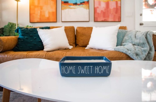 Woodbine Apartment | Vintage Modern Apartment in the Heart of Nashville
