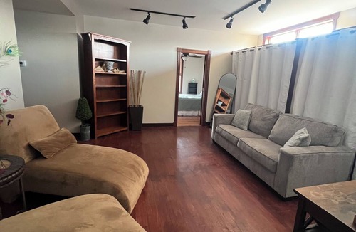 Newton House | Voted #1 place to stay in Newton, KS. Beautiful and spacious loft near downtown.
