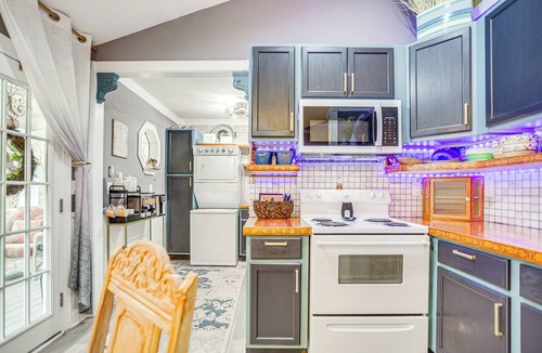 Waleska Apartment | Waleska Loft: Stocked Kitchen
