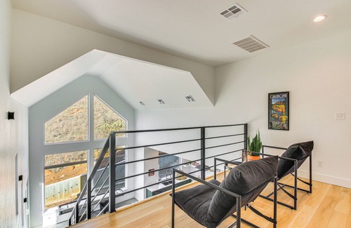 Medicine Park Cottage | Walk to Lake: Home w/Game Room in Medicine Park!
