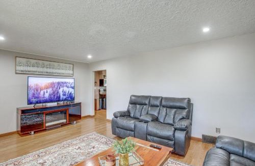Waterloo House | Walk to Park: Waterloo Home w/Furnished Deck