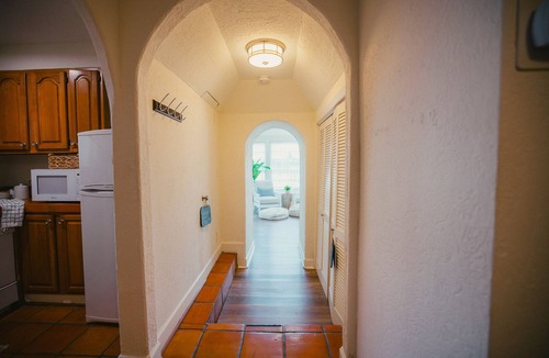 Hillsboro Village Apartment | Walkable Near Downtown/Hospital/Belmont/Vandy-2