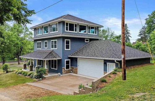 Bagley House | Wandering Warriors Retreat