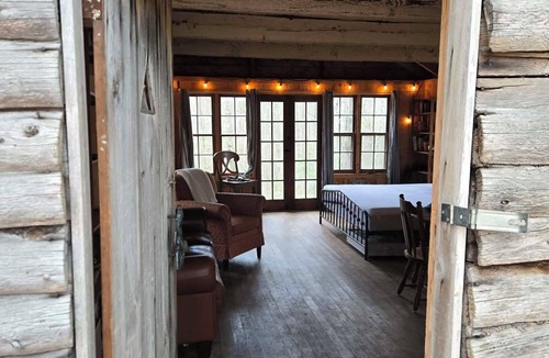 Peterborough Cabin | Wapack Trail Cabin Peterborough - camping with a king bed