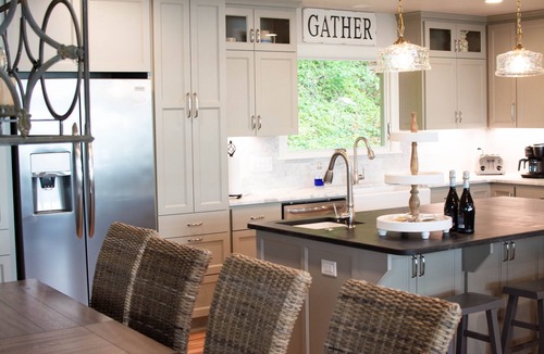 Prairie Creek House | Water Front Lake House On Waters Edge With Extra Large Hot tub & Outdoor Space.