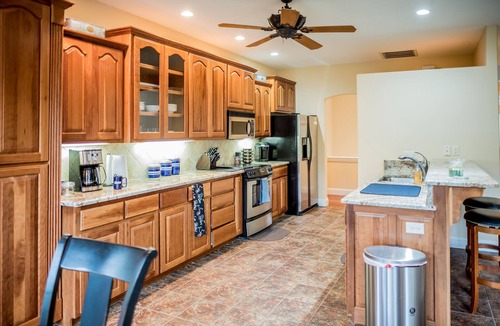 Bella Vista House | Waterfront Getaway on Loch Lomond with plenty of room for the entire family.
