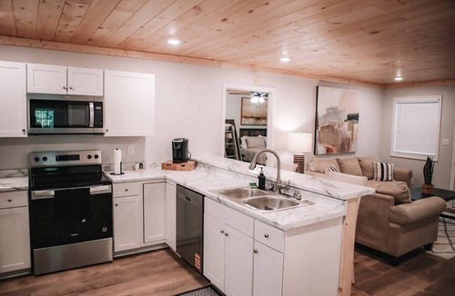 Buchanan House | Welcoming 2-bedroom River Retreat house in charming Buchanan, Tn!