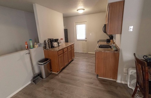 Columbia Condo | Welcoming 3 or 4 bed condo, fully furnished with utilities in charming Columbia