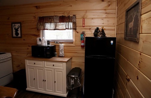Schroon Lake Cabin | Welcoming Cabin Rental for a Rural Vacation to Schroon Lake, New York