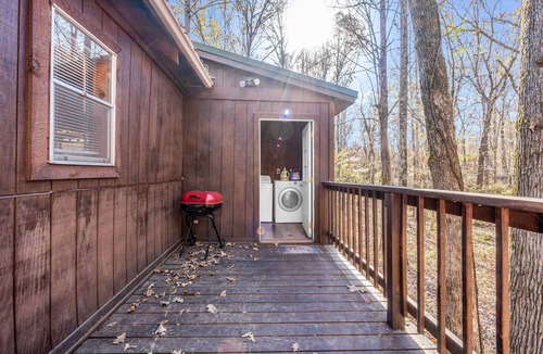 Oxford Cabin | Wildwood Charming Cabin Near Oxford and Sardis Lake!