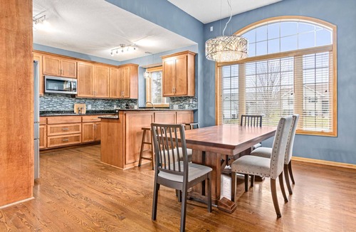 Webster House | Wonderful home in prime Rosemount location.