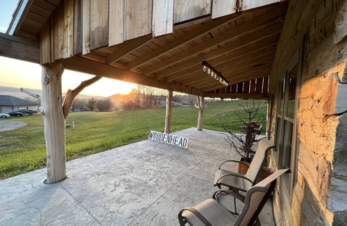 Saint Donatus Cabin | Wooden Head Cabin Early1800's Log Cabin with a View and Modern Amenities