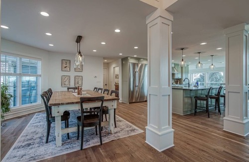 South Kansas City House | WORLD CUP OASIS! SPACIOUS, PRIVATE home on 8 acres! Sleeps 8 adults with HOT TUB
