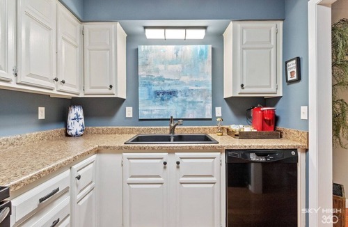 Bella Vista House | WOW! Fully Updated Townhome Close To Trails, BV Country Club/Golf Course & More