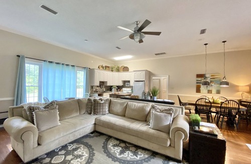 Hot Springs Village Villa | Your Creekside Villa Experience: Relax and Refresh. Brookhill Ranch Area!