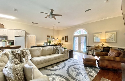 Hot Springs Village Villa | Your Creekside Villa Experience: Relax and Refresh. Brookhill Ranch Area!