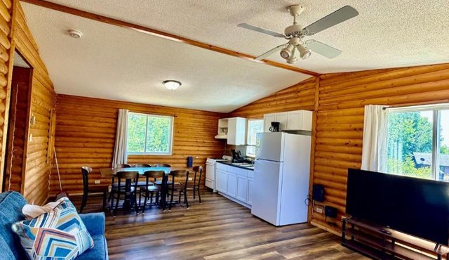 1818 Trailside Birch - Cabin 1