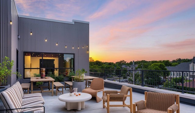 2 Bedroom Suite w/Balcony | 12South | New Hotel