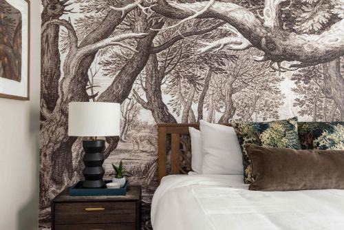 2 Units Sleeps 24 Nashville's Best Location