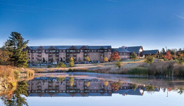 3 Bedroom Presidential at Glacier Canyon Lodge! Waterpark included!