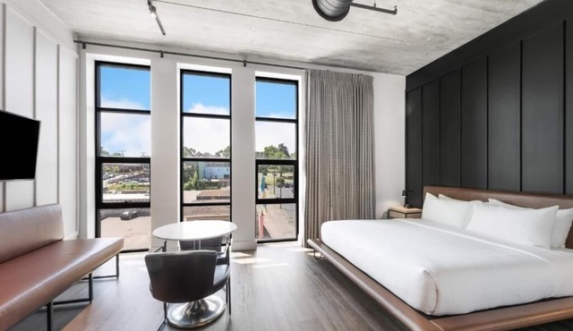 3 Vibrant Urban Rooms Near Downtown Excitement – Music City Awaits!